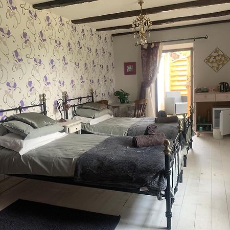 Bay Tree Corner Bed & Breakfast Saint-Bazile Екстериор снимка