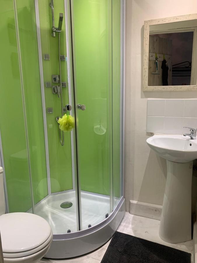 Bay Tree Corner Bed & Breakfast Saint-Bazile Екстериор снимка